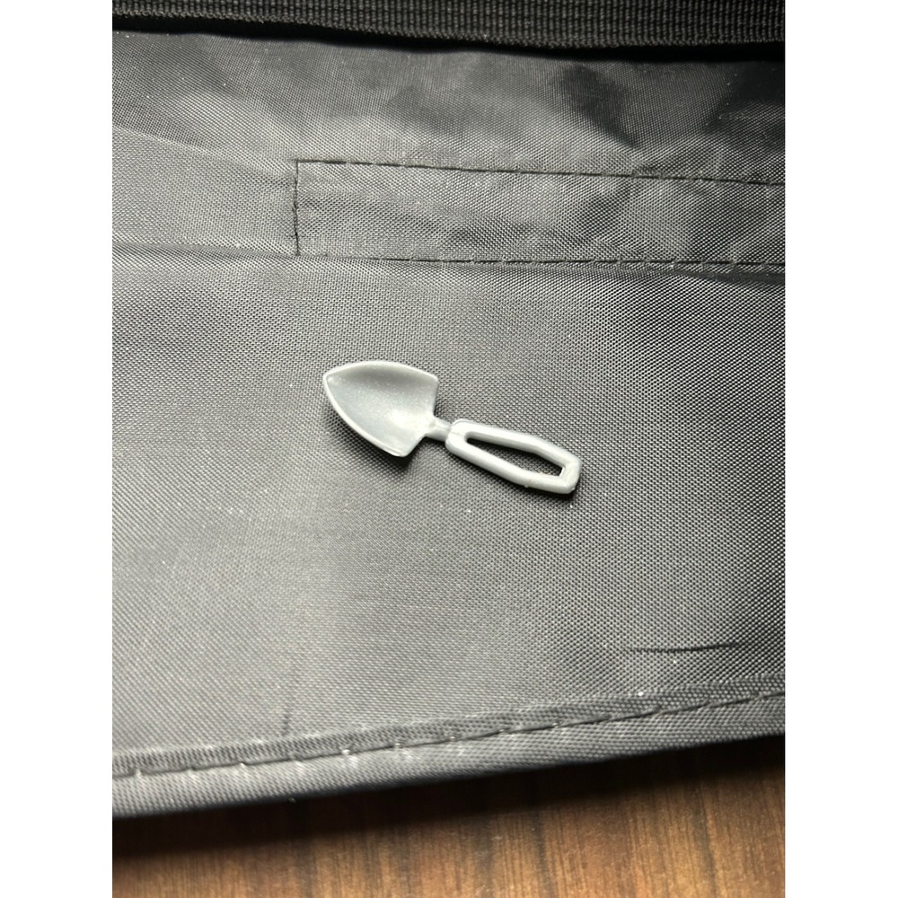 Miniature Silver Plastic Toy Shovel Accessory for Barbie/Action Figures Doll